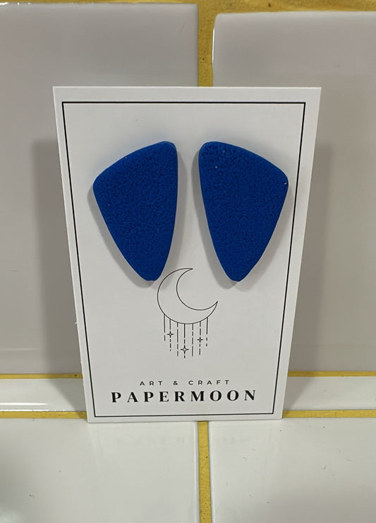 Papermoon Ohrstecker | Dreieck Blau – klein (3 cm) Aufgeweckt