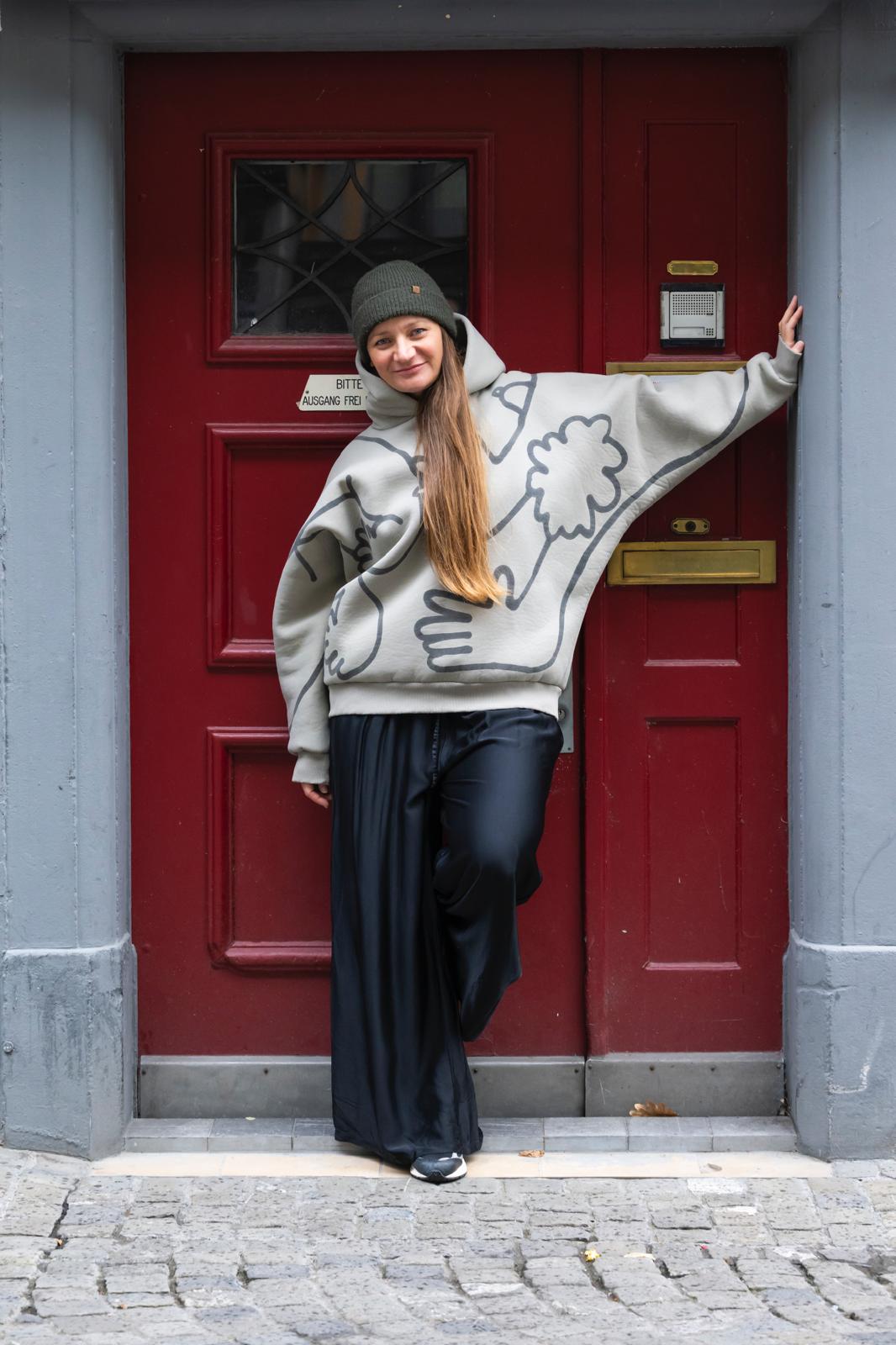 OL Magasin/ WOW Illustrations Hoodie | Grün-Grau Aufgeweckt