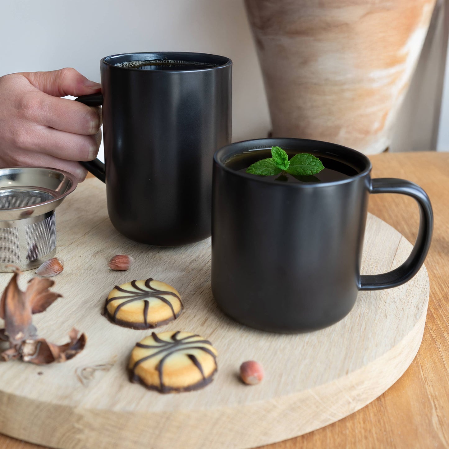 OGO Living Tasse Juliet schwarz | 300ml Aufgeweckt