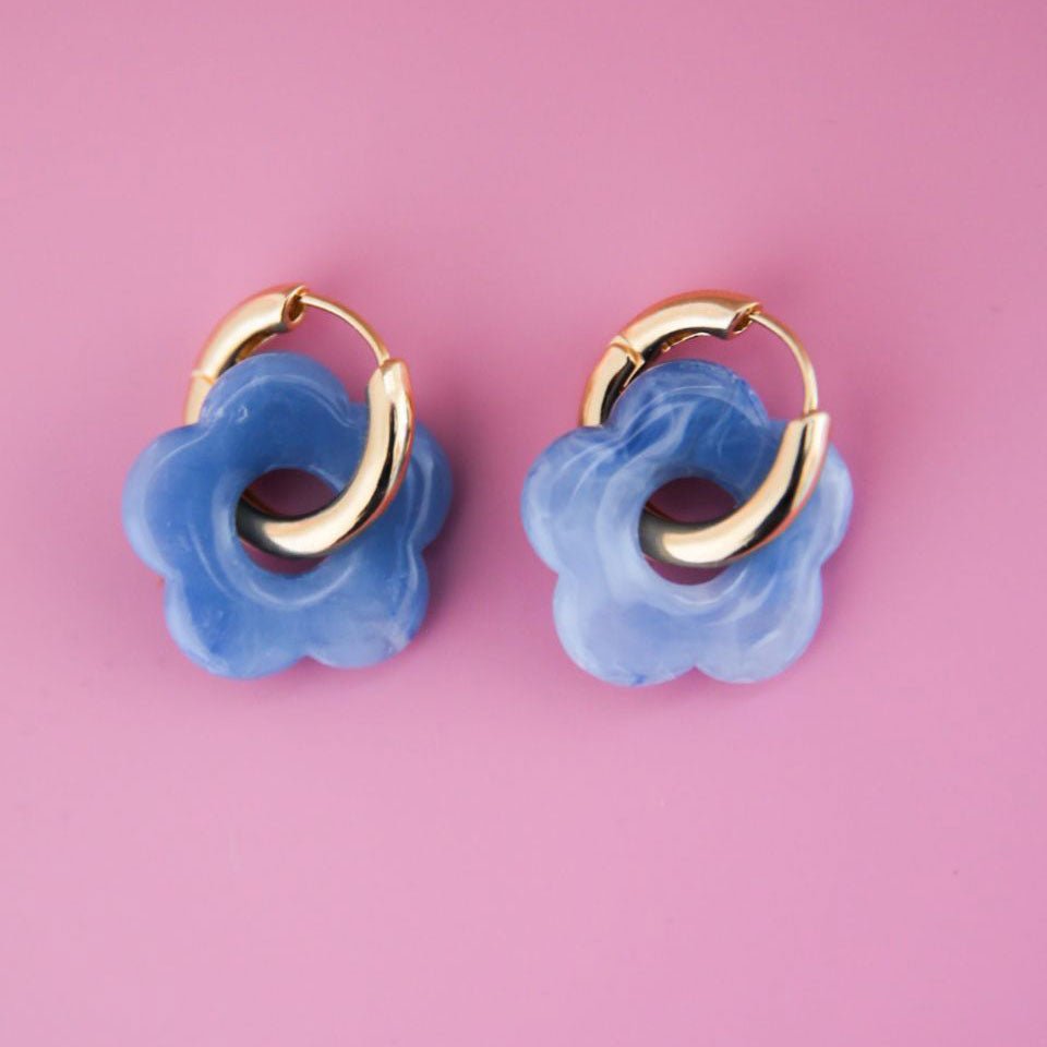 Claudia Nabholz Hoop Big Flower blau Aufgeweckt