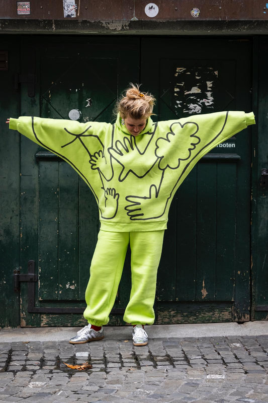 OL Magasin/ WOW Illustrations Hoodie | Neon Aufgeweckt