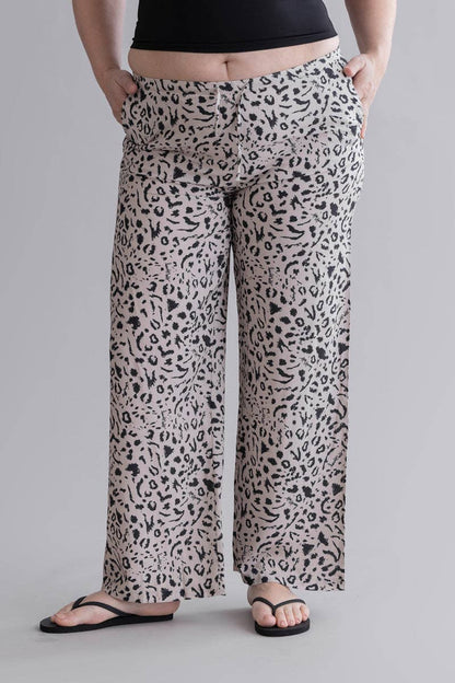 Hey Honey Summer Pants Mono Leo Oatmeal Aufgeweckt