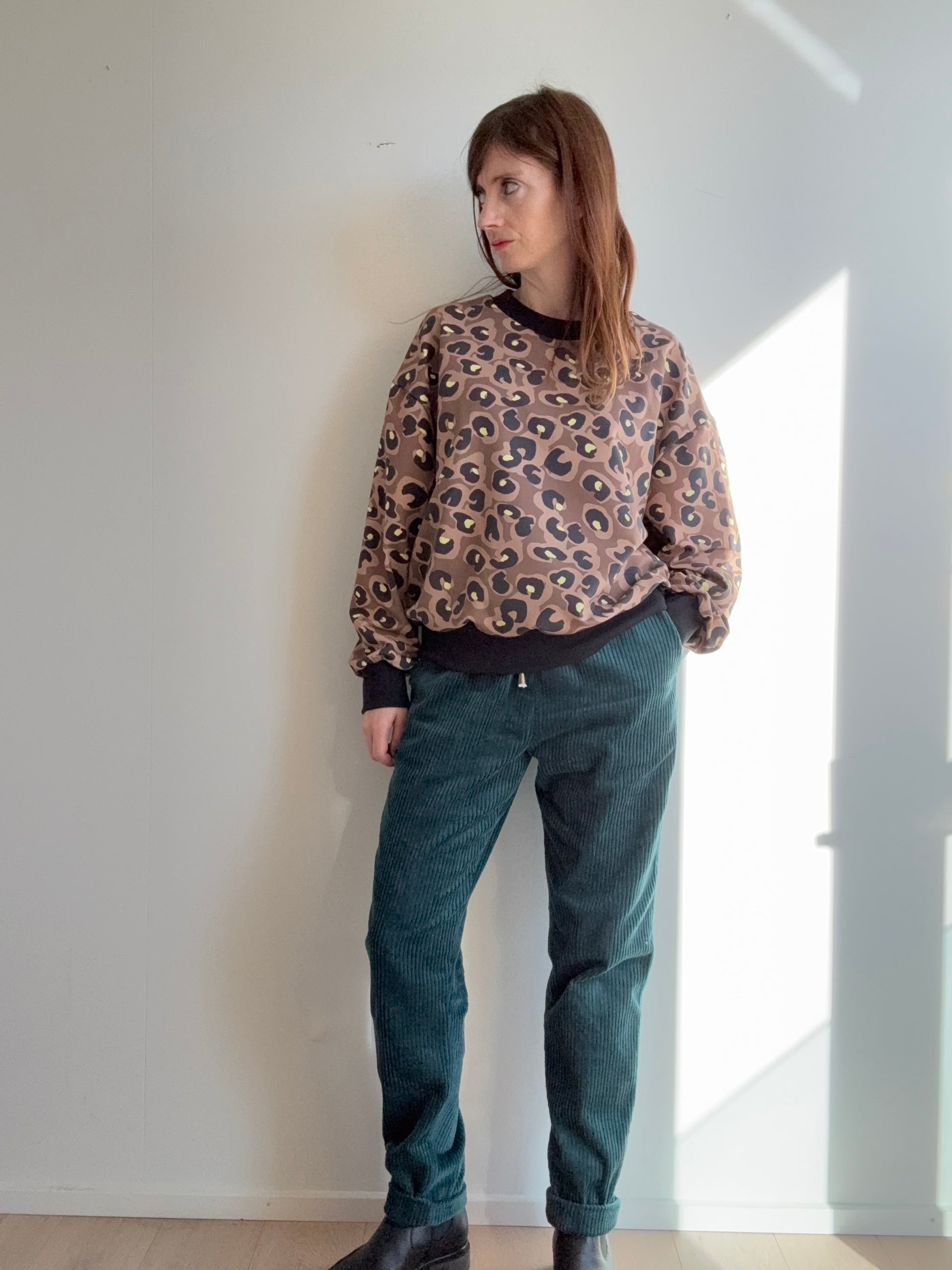 Wild Sparkle Sweater | Leo Kamel Aufgeweckt