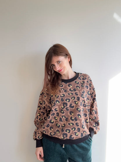 Wild Sparkle Sweater | Leo Kamel Aufgeweckt