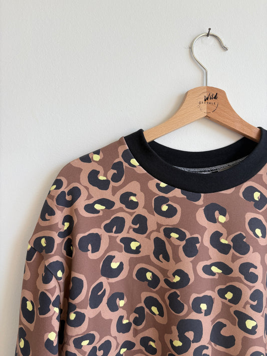 Wild Sparkle Sweater | Leo Kamel Aufgeweckt