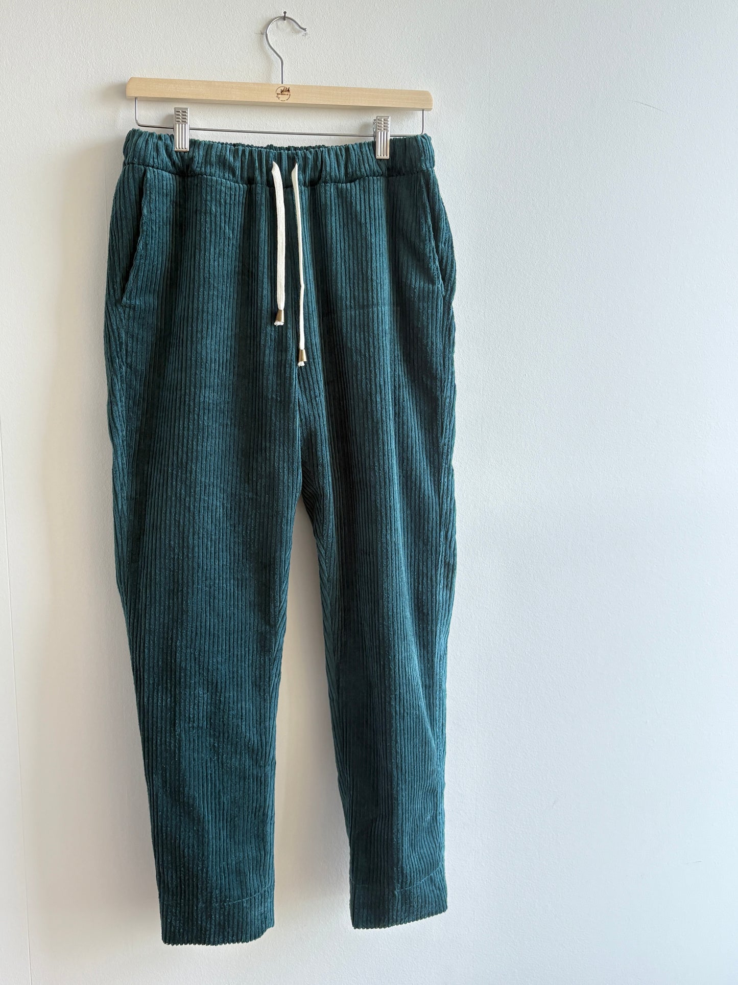 Wild Sparkle Cordhose | Dark Teal Aufgeweckt