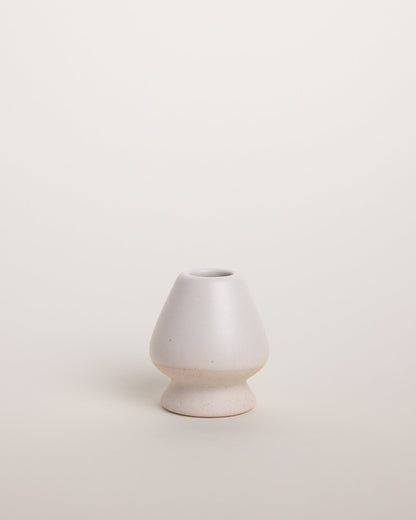 Matcha-Schneebesenhalter (Naoshi) aus Keramik